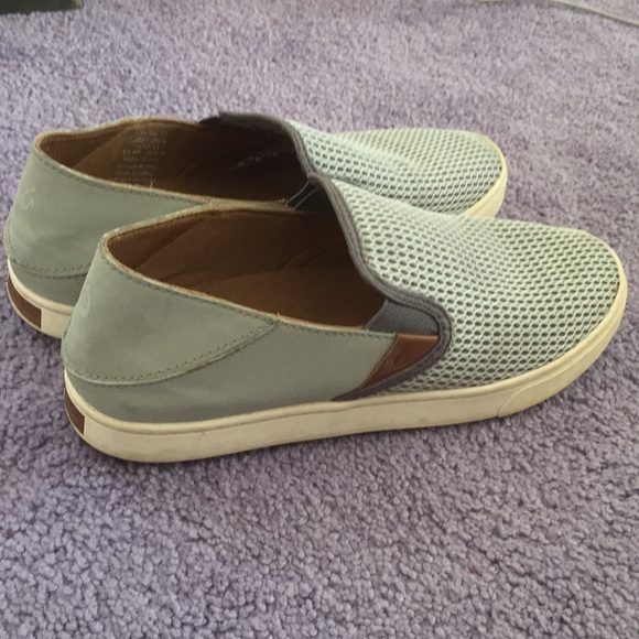 OluKai Pehuea Slip Ons - Picture 2 of 6